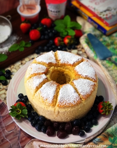 Chiffon Cake Recipe: Raspberry Greek Style Yogurt with Fresh Blueberries  and Homemade Applesauce – Making memories in every dish